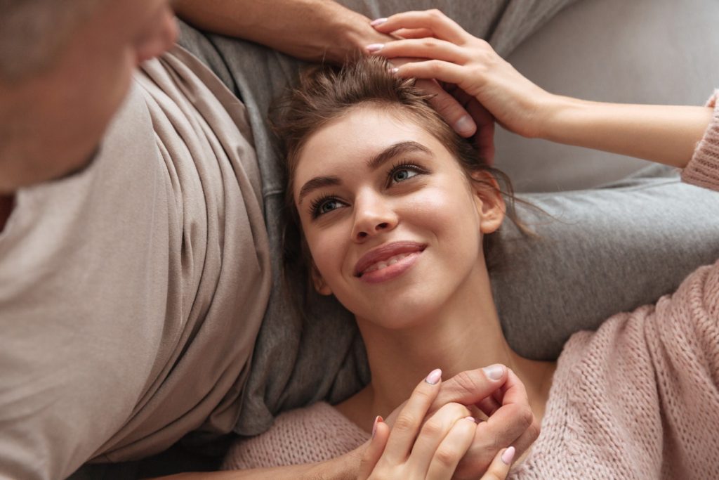 Younger Women Seeking Older Men Find Out Where To Meet Them